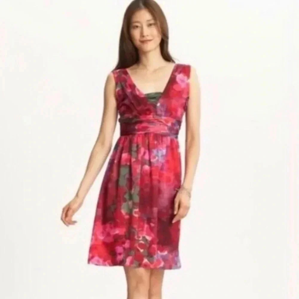 Banana Republic floral silk ruched dress